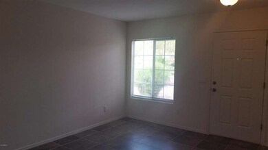 Lassoformalliving