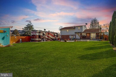 8 Fairview Ave, Frederick, MD 21701 - photo 4