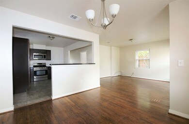 4718 Billingsley St, Houston, TX 77009 - photo 6