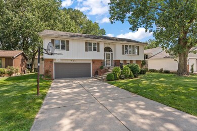 701 N Oriole Ct, Griffith, IN 46319 - photo 3