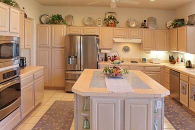 Gourmet Kitchen-Island-SS Applances