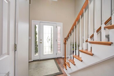 8620 Sanctuary Ln, Louisville, KY 40291 - photo 3