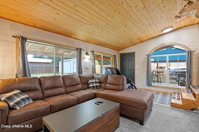 06-Living Room