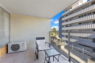 445 Seaside Ave unit 705, Honolulu, HI 96815 - photo 3