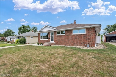 1857 Empire Rd, Wickliffe, OH 44092 - photo 2