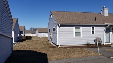 26 Fredette St unit 26, Chicopee, MA 01022 - photo 3