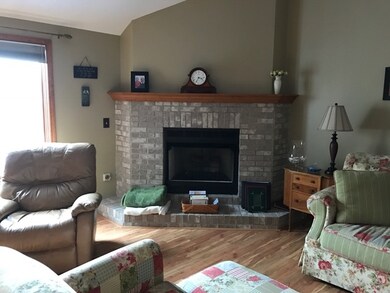 7614 Wynnewood Ln, Fort Wayne, IN 46835 - photo 4