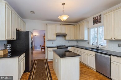 53 Whitcomb Rd, East Windsor, NJ 08520 - photo 6