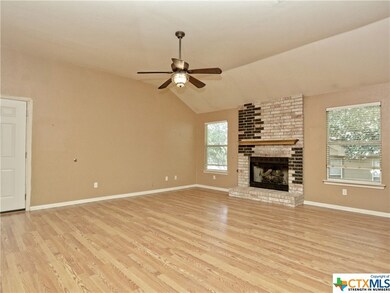 131 Dolly St, San Marcos, TX 78666 - photo 4