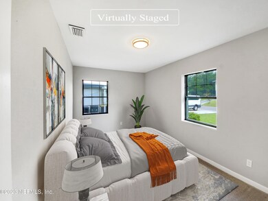 5725 Cedar Forest Dr N, Jacksonville, FL 32210 - photo 4