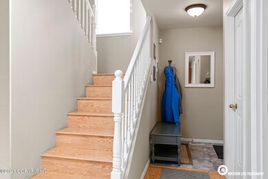 Entry_Foyer_Stairway_2