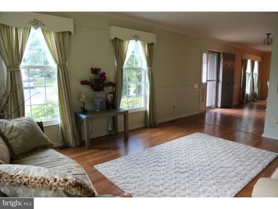 193 Fairhill Dr, Wilmington, DE 19808 - photo 2