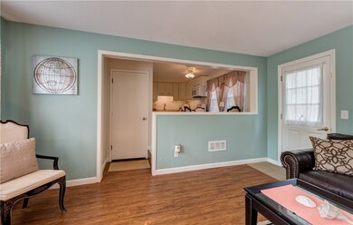 1st Floor Living Room