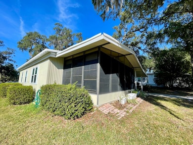 308 Juniper Cir, Lady Lake, FL 32159 - photo 3