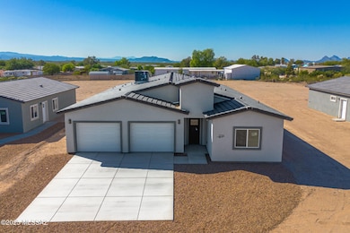 5738 E Hermans Rd, Tucson, AZ 85756 - photo 2