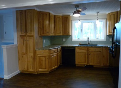 8 Grove St, Windham, NH 03087 - photo 3