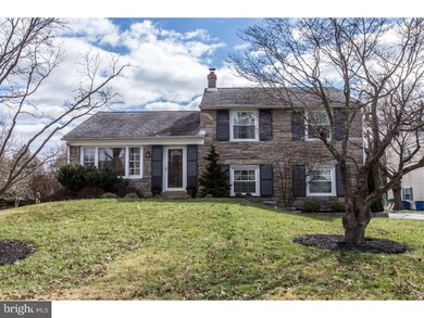 110 Canterbury Dr, Wallingford, PA 19086 - photo 2