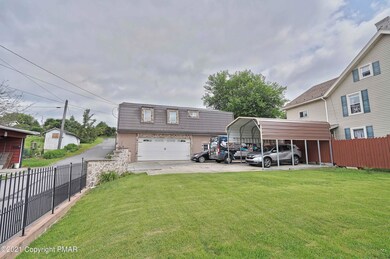 114 Chestnut St, Slatington, PA 18080 - photo 3