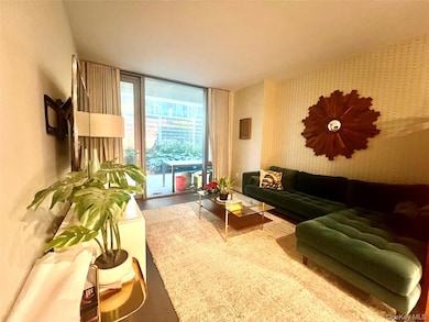 131-03 40th Rd unit 8J, Flushing, NY 11354 - photo 3