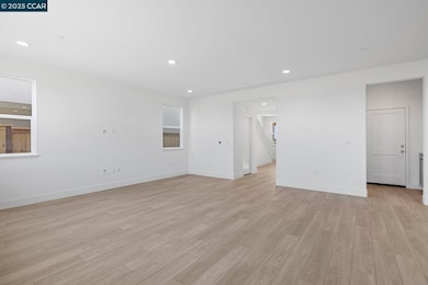 2213 Delta View Ave, Sacramento, CA 95832 - photo 4