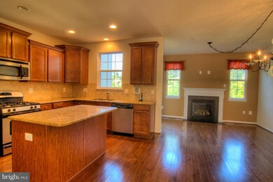 7062 Ingrahm Dr, Glen Burnie, MD 21060 - photo 5