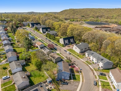 136 High Top Cir, Hamden, CT 06514 - photo 7