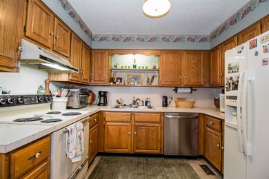 1067 Rosedale Dr, Harrisonburg, VA 22801 - photo 3