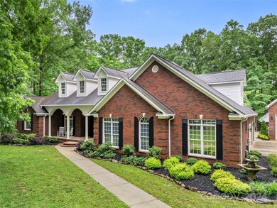 116 Generals Way, Clover, SC 29710 - photo 2