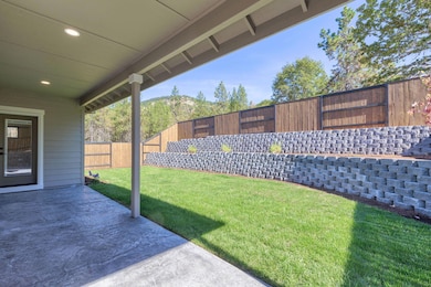 12-web-or-mls-2531-overland-dr