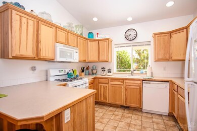 20514 Peak Ave, Bend, OR 97702 - photo 4