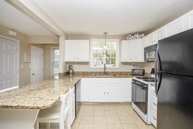 4 Waverly St, Taunton, MA 02780 - photo 4