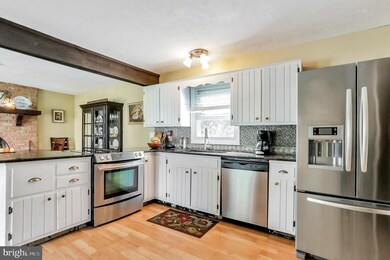 384 Blairton Rd, Martinsburg, WV 25404 - photo 6