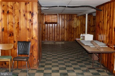 6218 Mcclean Blvd, Baltimore, MD 21214 - photo 7