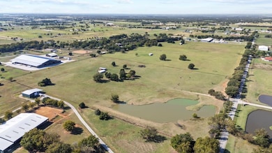 000 Friendship Rd, Pilot Point, TX 76258 - photo 2