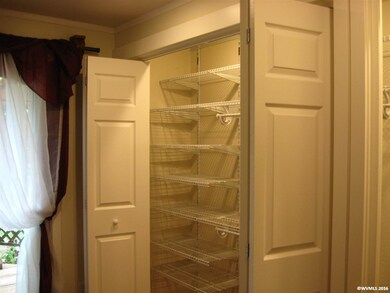 719 SE Mayberry Ave, Corvallis, OR 97333 - photo 6