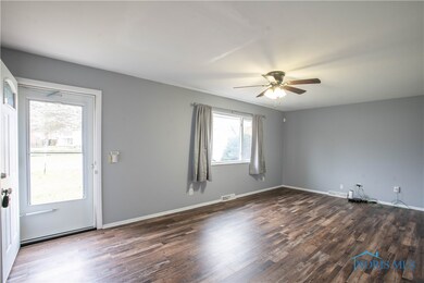 5260 Cowan St, Toledo, OH 43613 - photo 3