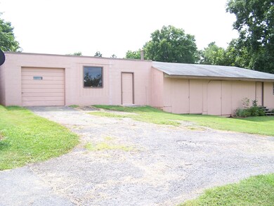 Garage-Workshop-Storage