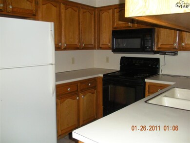 1515 Carol Ln, Wichita Falls, TX 76302 - photo 4