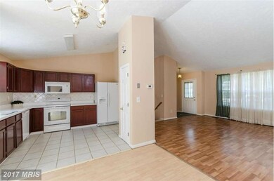 409 Kokomo Ct, Laurel, MD 20724 - photo 5