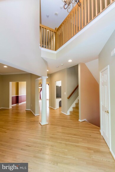 312 Brushwood Dr, Owings Mills, MD 21117 - photo 2