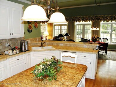6 Kitchen to Dining Room