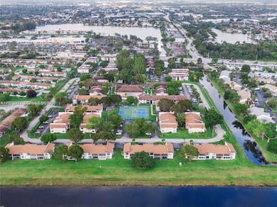 370 E Laurel Dr unit 3E, Margate, FL 33063 - photo 2