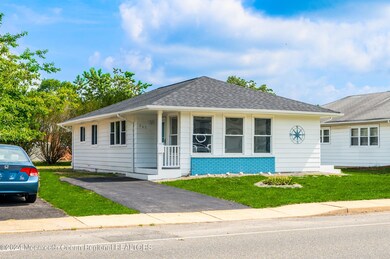 561 Jamaica Blvd, Toms River, NJ 08757 - photo 2