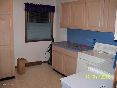 503 Forrest St, Wayland, MI 49348 - photo 5