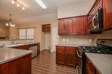 308 Highland Park Ln, Wylie, TX 75098 - photo 5