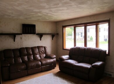 6 Deerfield Rd, Coventry, RI 02816 - photo 4