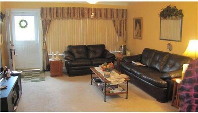 105 New Rd unit 5A, Kendall Park, NJ 08824 - photo 5