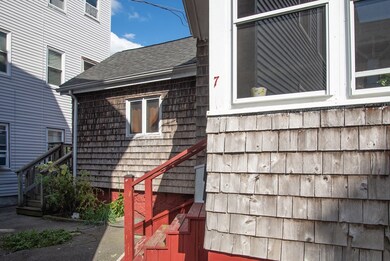 7 Autumn St, Lynn, MA 01902 - photo 2