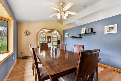 497 Sugar Hill Rd, Brooklyn, WI 53521 - photo 5