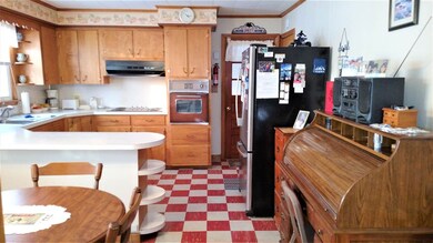 13 Us Route 5, Derby, VT 05829 - photo 6